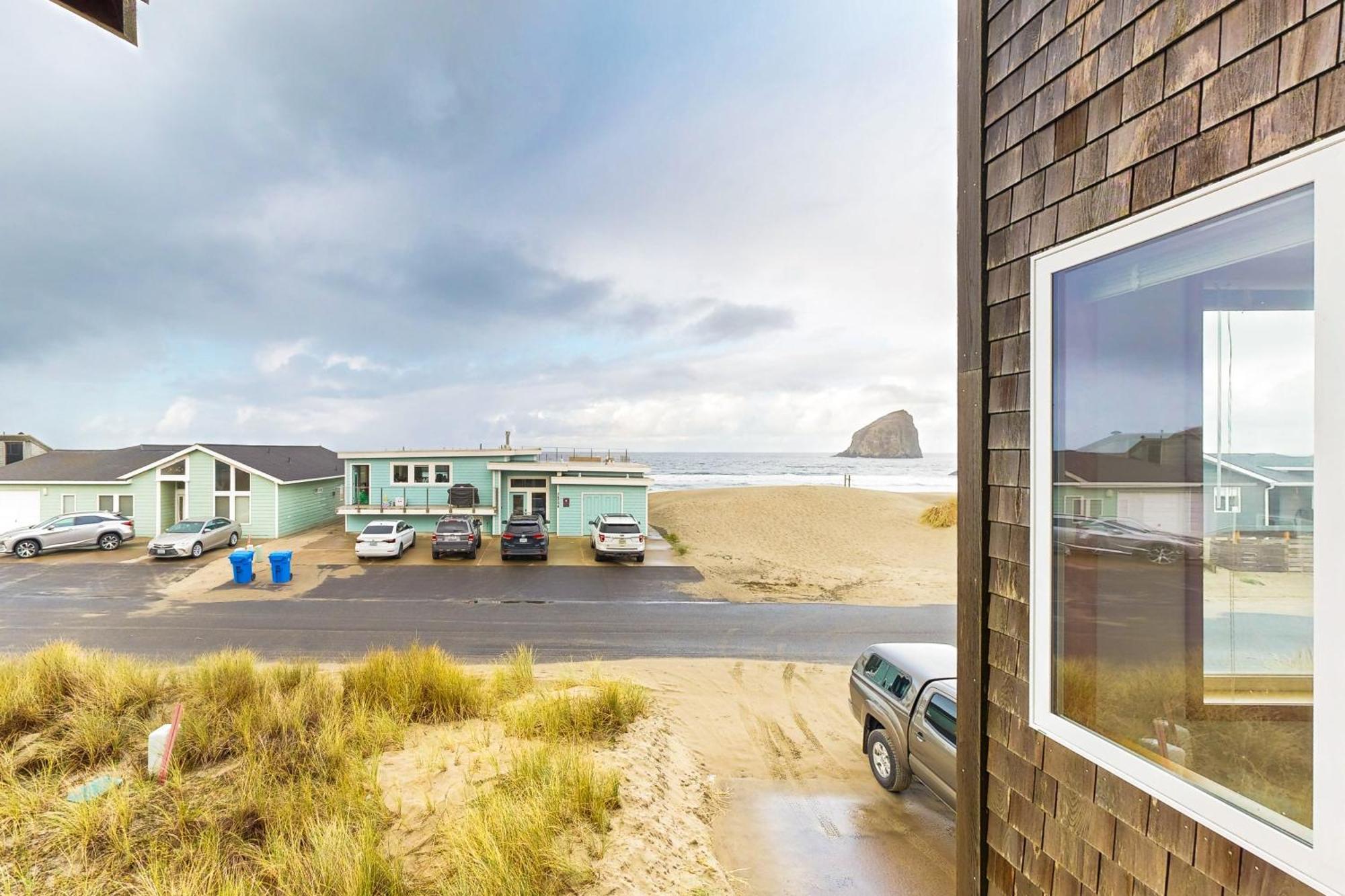 Sea Stack View Villa Pacific City Exterior photo
