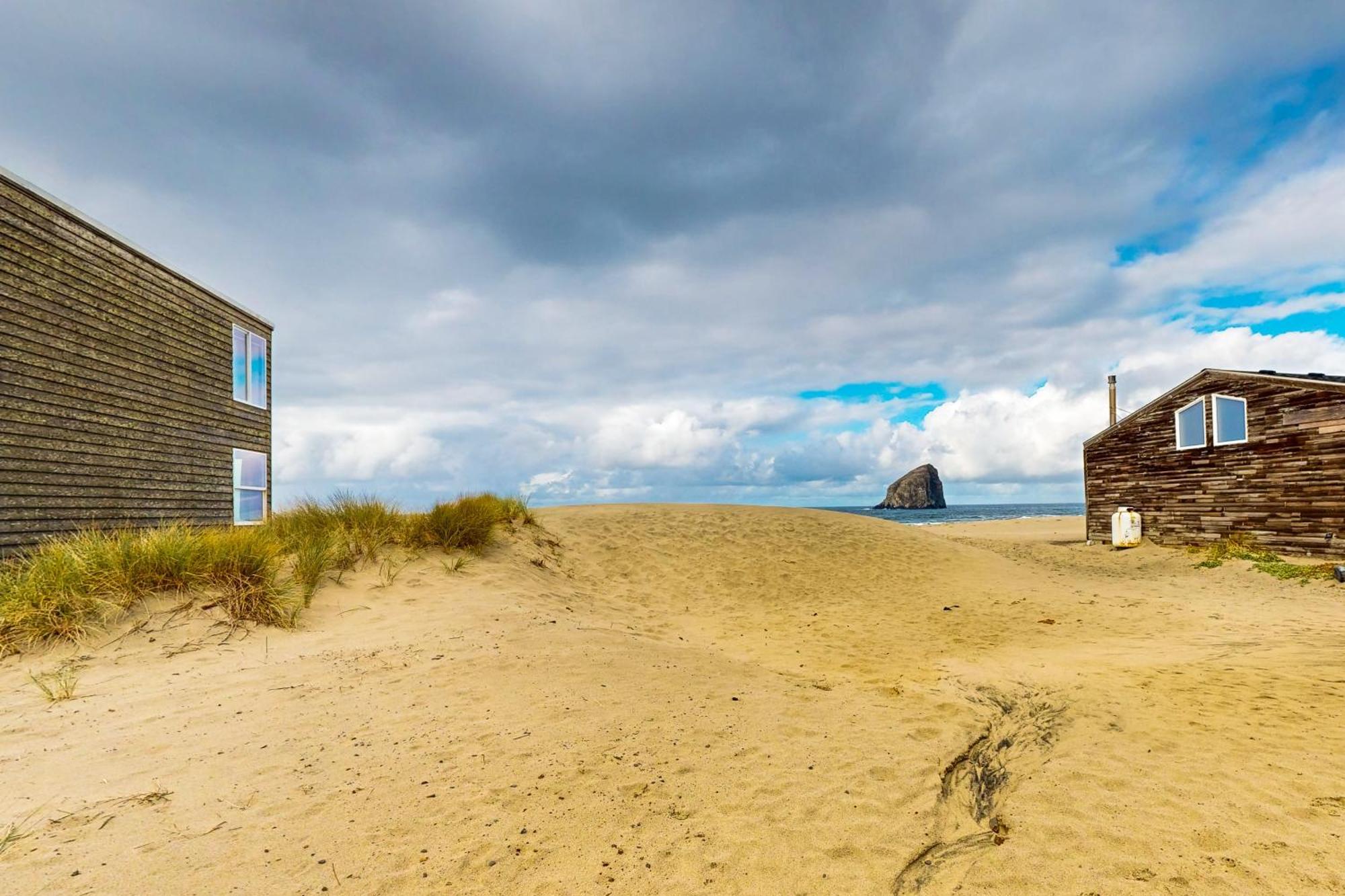 Sea Stack View Villa Pacific City Exterior photo